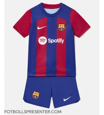 Barcelona Hemmatröja Barn 2023-24 Kortärmad (+ korta byxor)